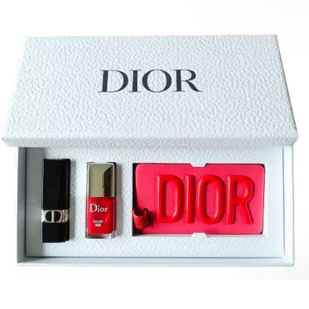 Dior Travel Set Rouge 999 Satin Lip Matching Nail Polish and 2pc Luggage Tag GWP